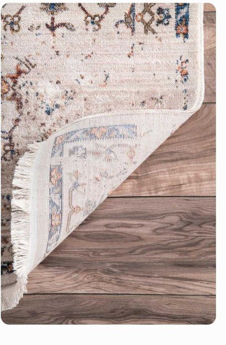 Продаю ковер светлый 2×3