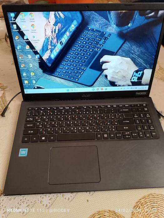Acer extensa 215-32
