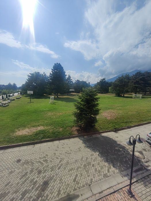 Дава се под наем Едностаен апартамент в Разлог - 43 кв.м за 331.5 € - Снимка #1