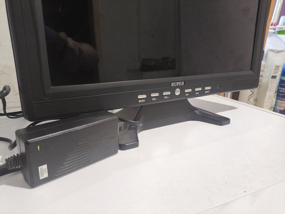 Продам dvd в мониторе