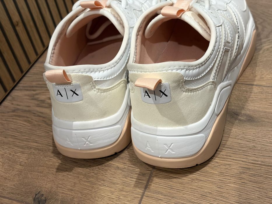 Armani exchange маратонки