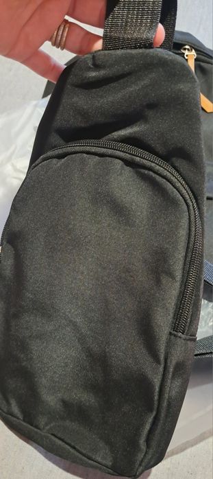 Нов сет от раница и чанти