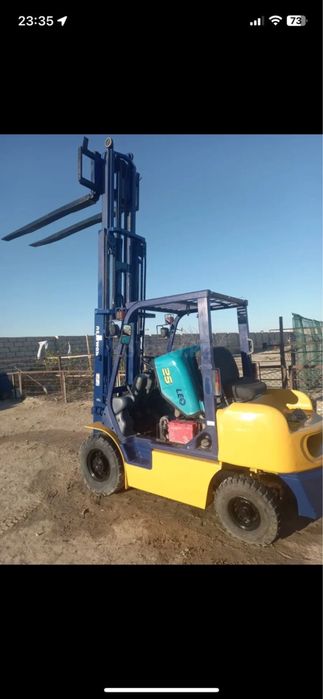 Komatsu 2.5 тонна автомат