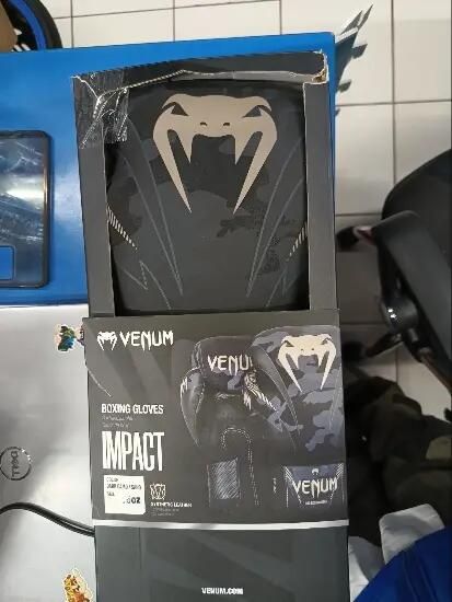 Mănuși Box Venum Impact Dark Camo - 16 OZ - produs resigilat Decathlon