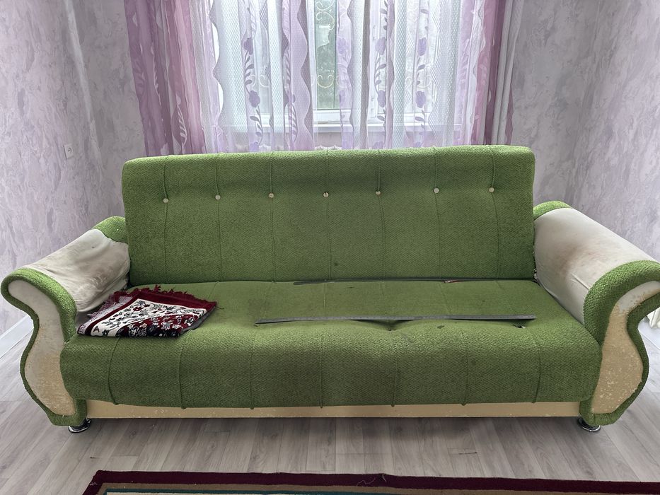 Диван тегін беріледі! Б/У