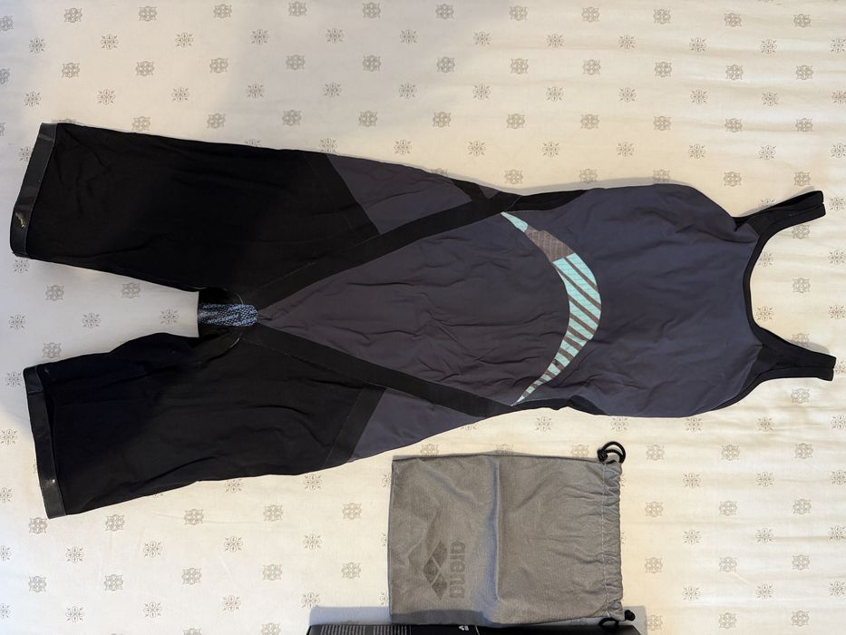 Costum Arena POWERSKIN CARBON CORE FX Diamonds open back