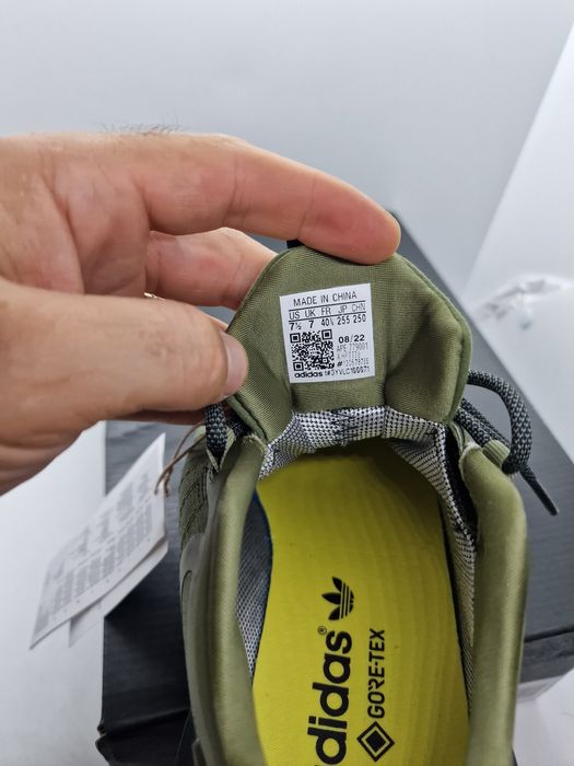 Adidas NMD V3 GTX GORE-TEX HP7778 nr. 40 2/3 Bacau • OLX.ro