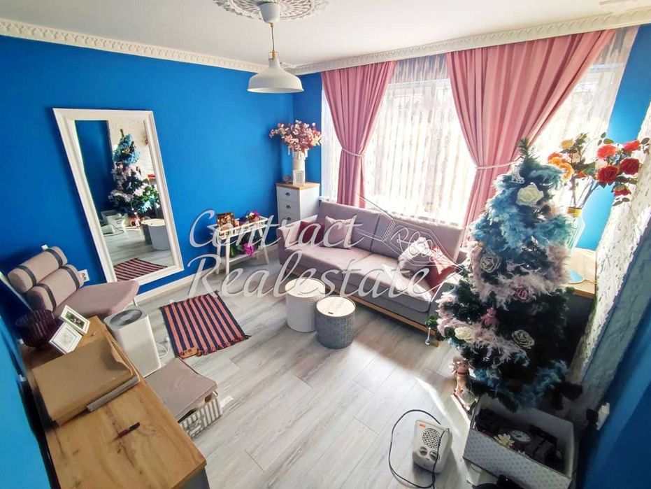 Дава се под наем Четиристаен апартамент в Варна, Конфуто - 110 кв.м за 800 € - Снимка #1