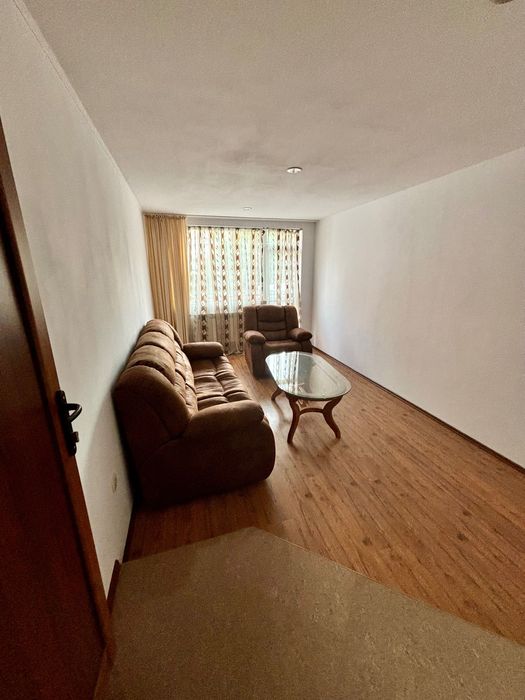 Дава се под наем Етаж от къща в Шумен, Херсон - 145 кв.м за 510 € - Снимка #2