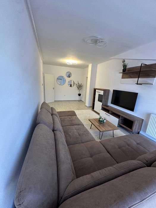 Apartament 3 camere, 80mp, Miron Costin(intersectie cu Traian)