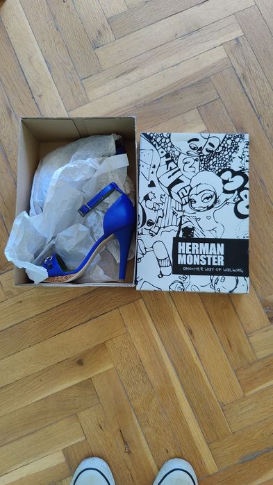 Обувка отворен сандал на висок ток - 10 см - 36 номер - Herman Monster