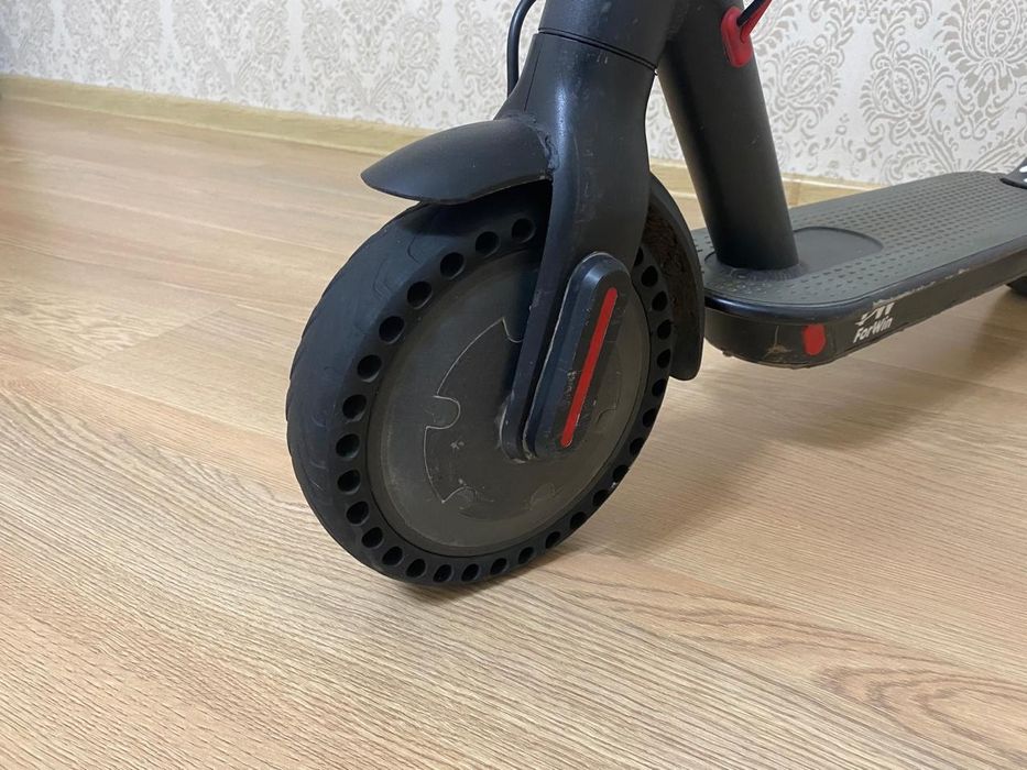 Продам электросамокат