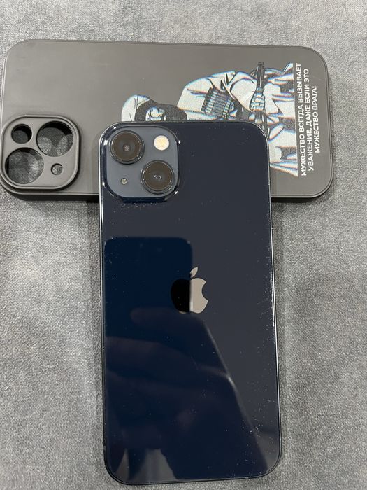 iPhone 13 идеалл