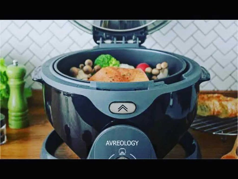 Продаю  новую  Мультиварку Мультиповар SC-20