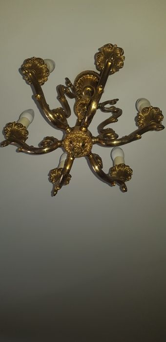 Vînd două candelabre de lux