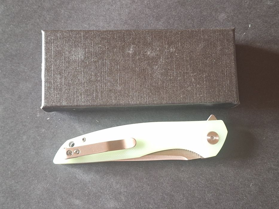 Сгъваем нож-стомана D2