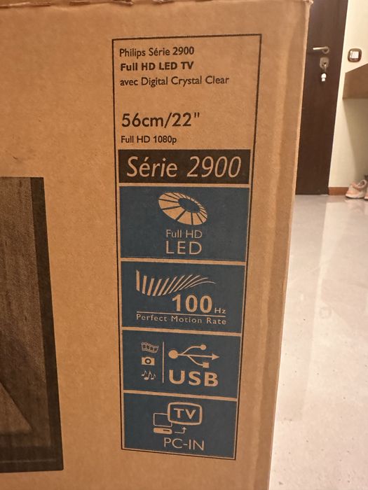 Телевизор Philips Full HD 22 инча