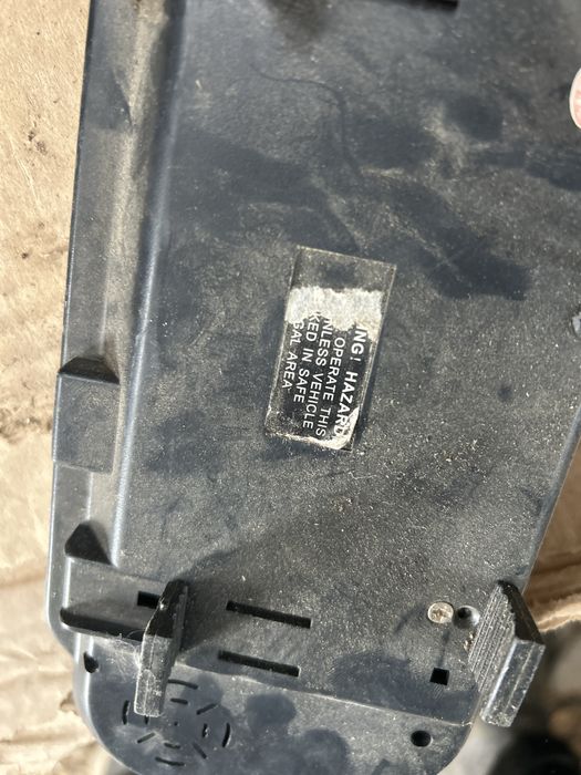 Продаётся зеркальный видеорегистратор-мультимедиа экран