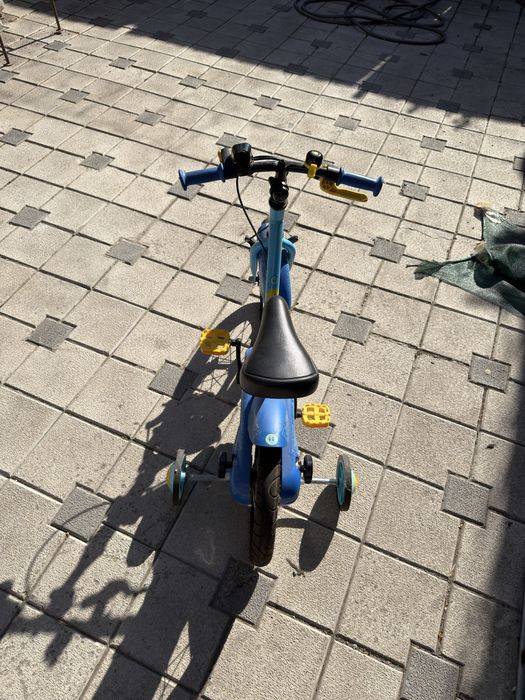 Biciclete copii b-twin 16 inch aproape noua