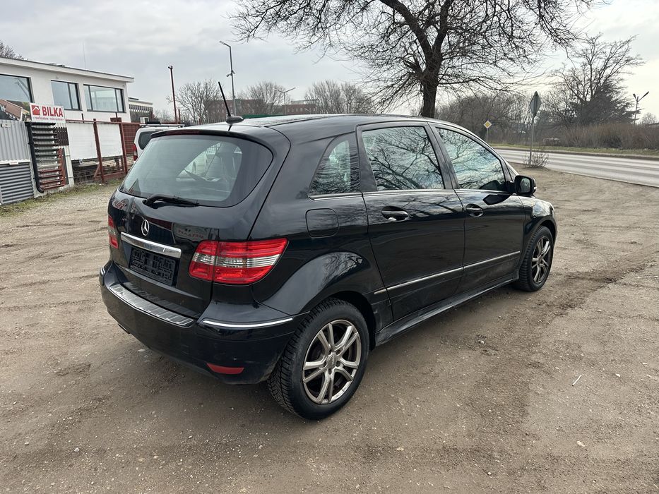 Мерцедес B200 w245 facelift- НА ЧАСТИ!