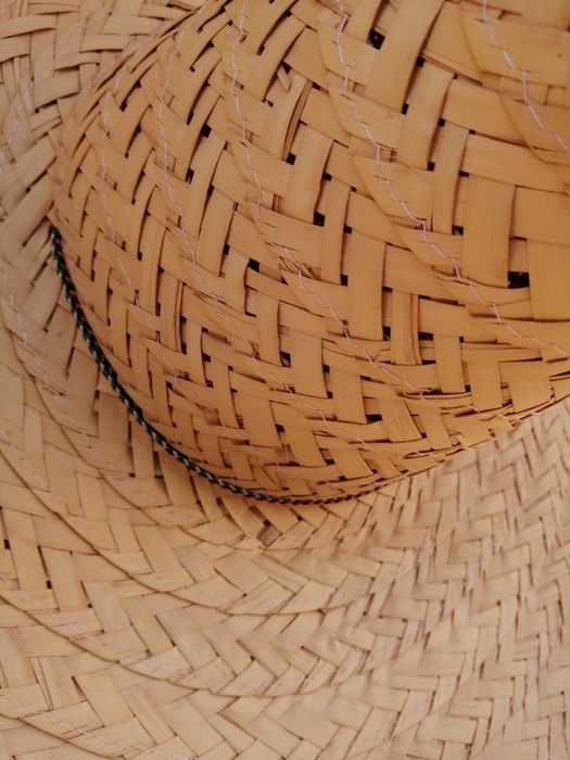 Vand superba palarie din paie tradițională