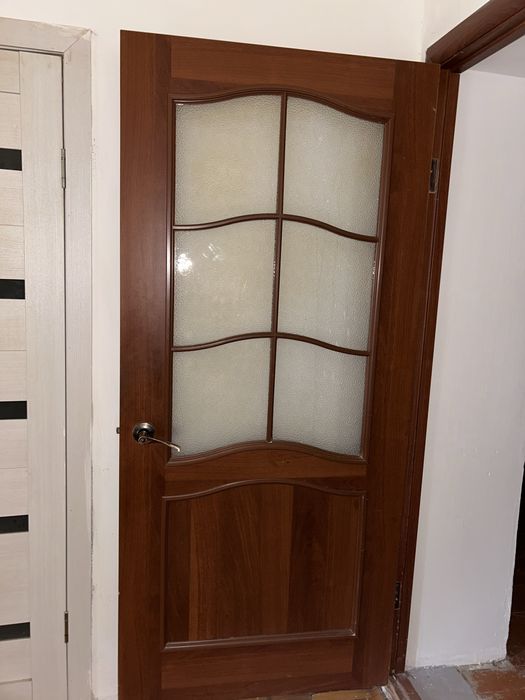 Срочно продам двери