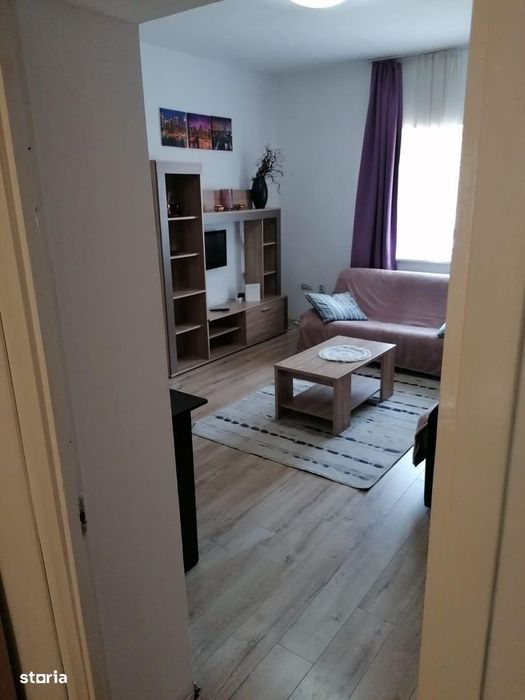 Garoniera decomandata 39 mp utili Piata Cibin