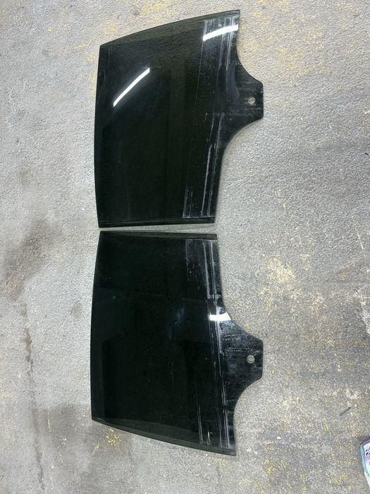 Bmw G20 задно стъкло задна врата ляв и десен