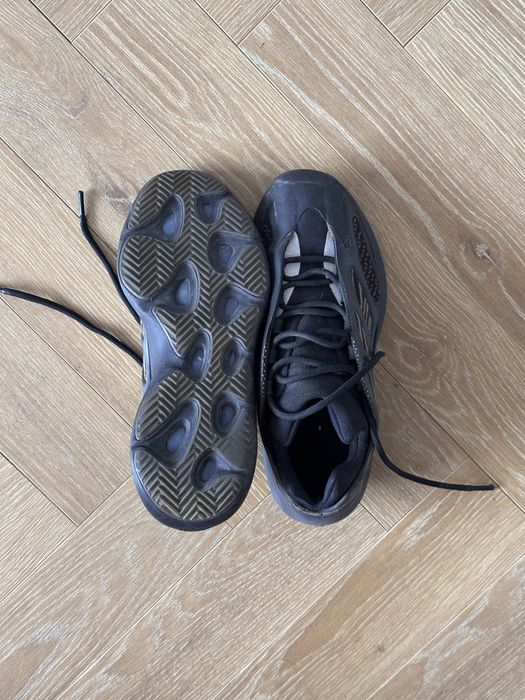 кроссовки adidas yeezy