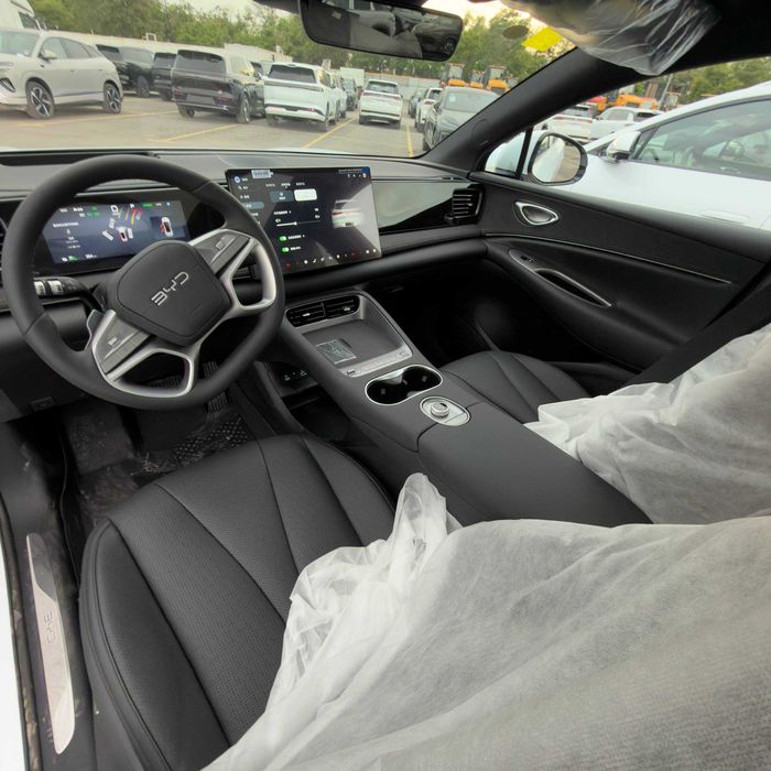 Продаётся BYD SEA LION 06