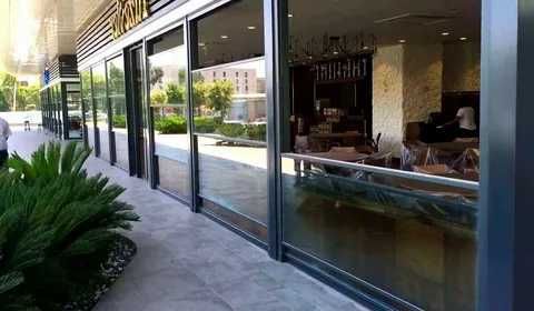 Гильотинные окна для кафе, террас, балконов | Avtomatik gilyotin oyna