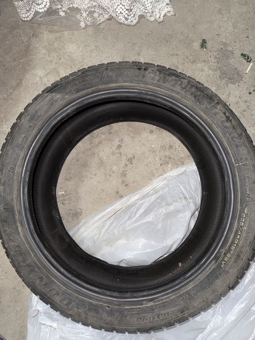 Шины 235,25,18 зимние