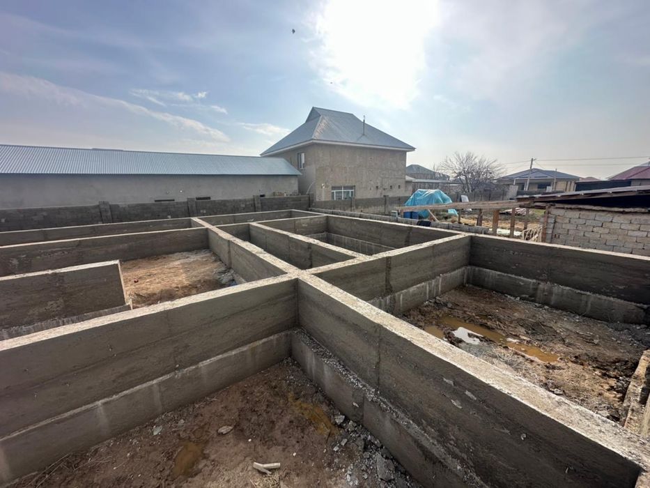 Бетон фундамент забор кармикс