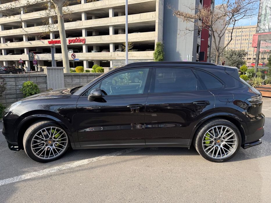 De vanzare Porsche Cayenne 2019 hybride