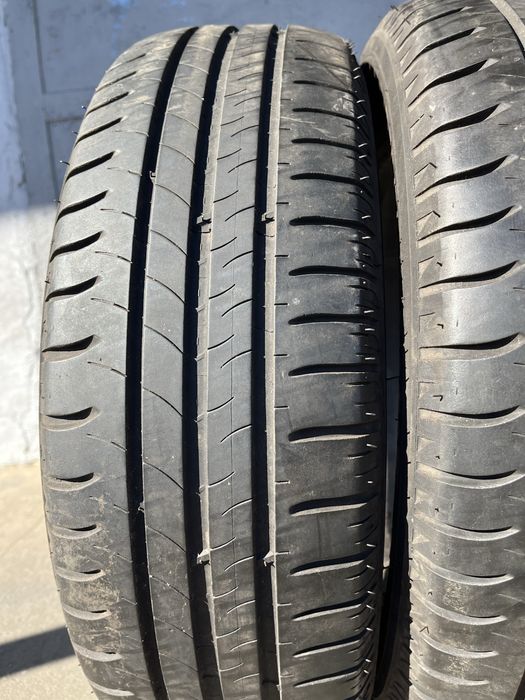 2 бр. летни гуми 185/65/15 Michelin 4,5-5 mm DOT 1517