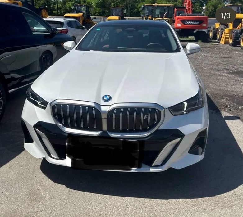 BMW i5 40 L M pocket 2025 Yil