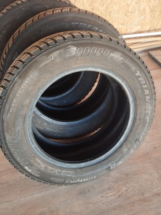 Продам зимннее шины 215/60/R16 Triangle