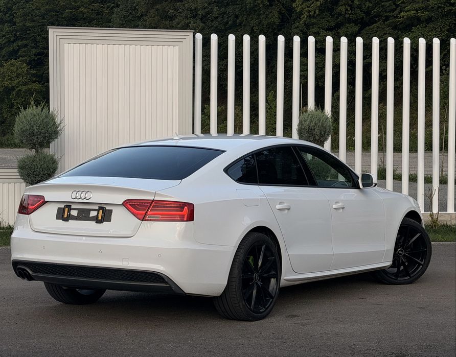 Audi a5 s-line /2.0 Tdi 177cp/ Quattro/ Trapă/ Automat/