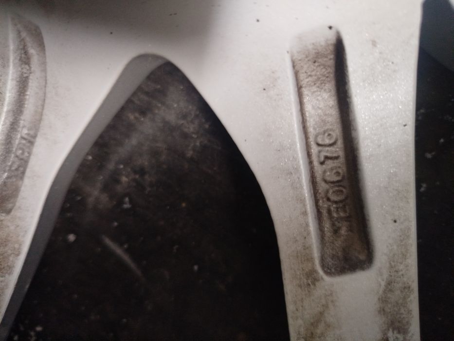 Продам диски б/у.