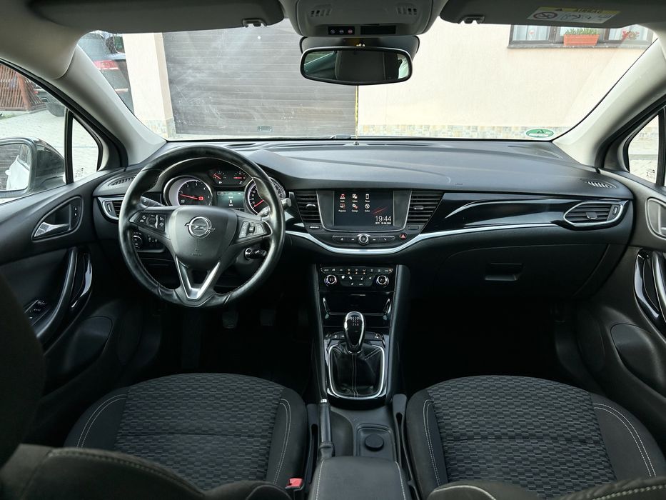 Opel Astra K Sports Tourer+