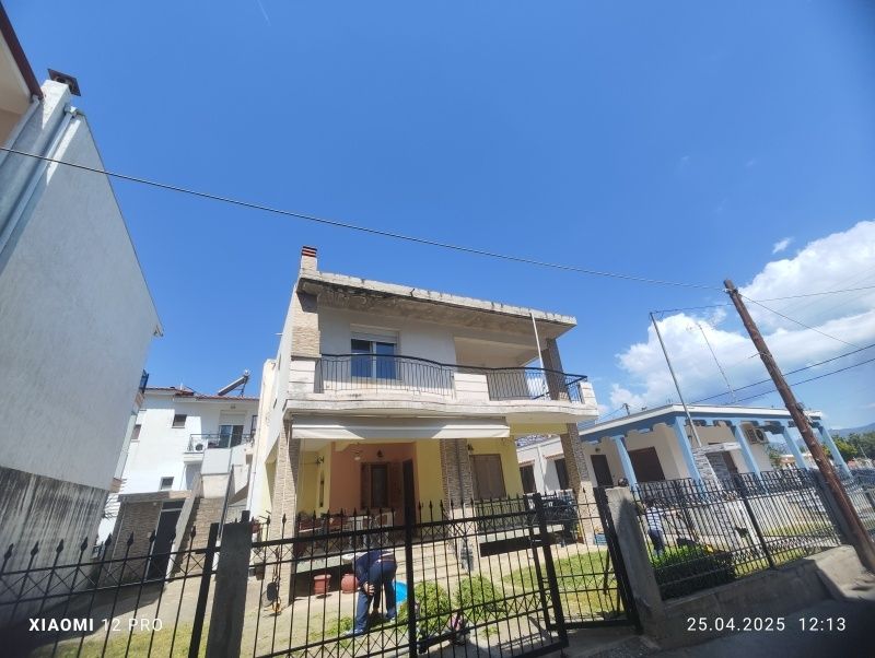 ПРОДАВА! Самостоятелна къща в Паралия Офринио