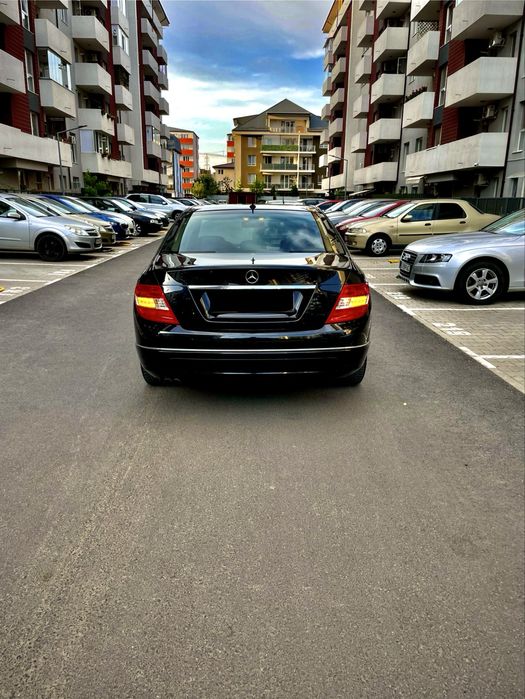 Mercedes Benz C220