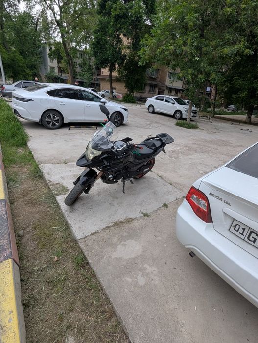 Срочно продам мотоцикл Dayun 200 Titan 2021год