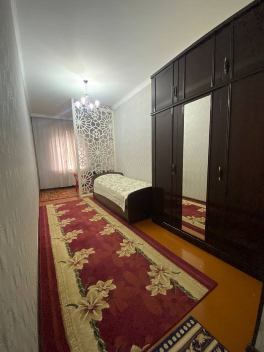 Сдаётся 4х комнатная квартира на Дом Быта(Ц.Луначарского,Ялангач)