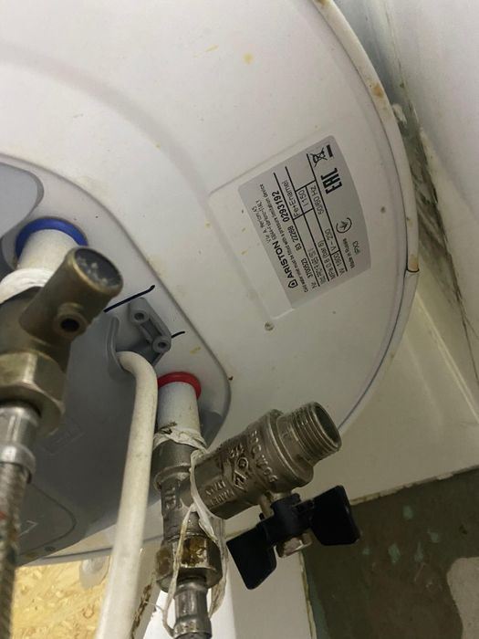 Продам бойлера- 2 шт