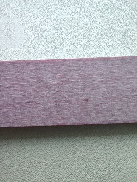 Керамический брусок для заточки ножей.