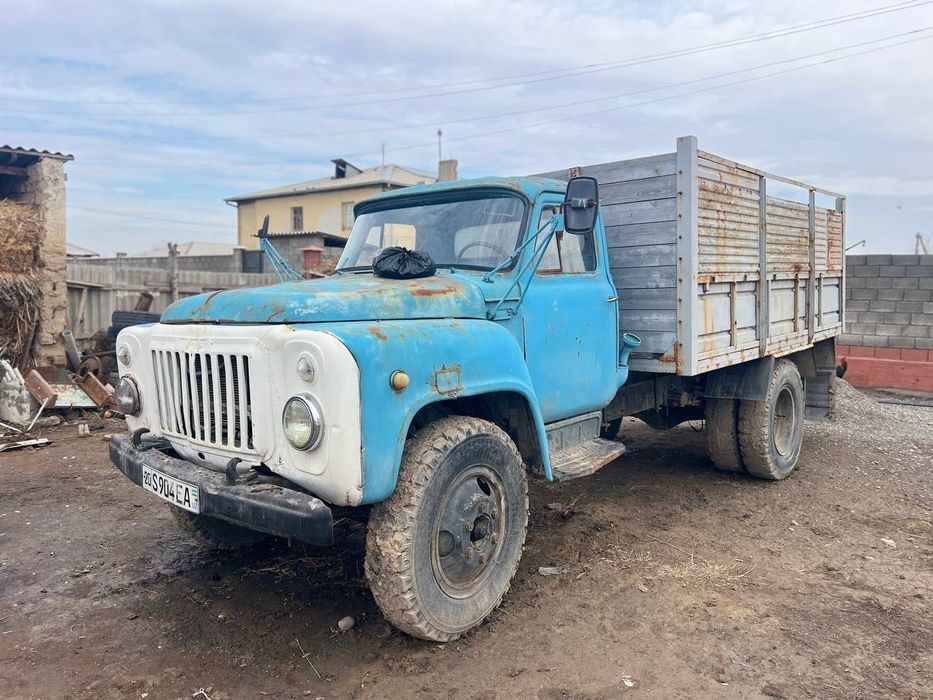 ( Zil) Gaz 53 bartavoy srochna sotiladi