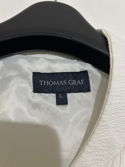 Бомбер от бренда Thomas Graf