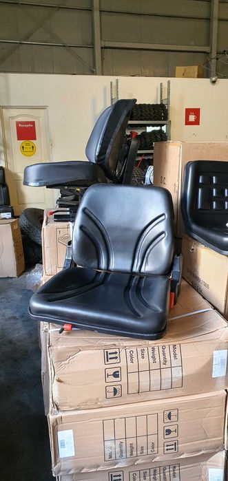 scaune pentru stivuitor BV55 spatar rabatabil in fata impermeabil 3XYT