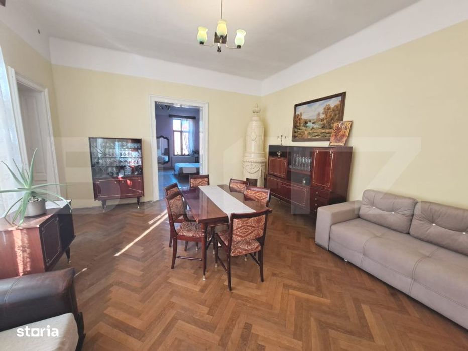 Apartament de vanzare, 6 camere, 182 mp, gradina comuna, Centrul Istor